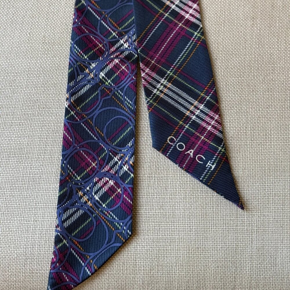 Coach Sis Tartan PNY Navy/Multi 100% Silk Scarf F83039 - NWT